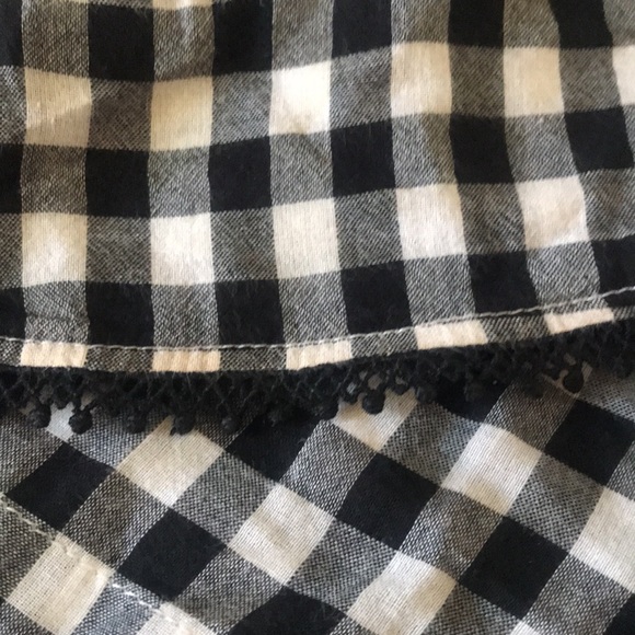 J.crew- black & white Gingham blouse-0 - Picture 4 of 16